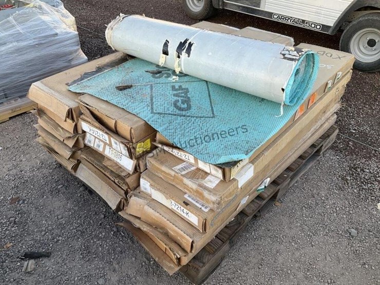 pallet-of-cap-a-tread-stair-renewal-flooring-&-image-4