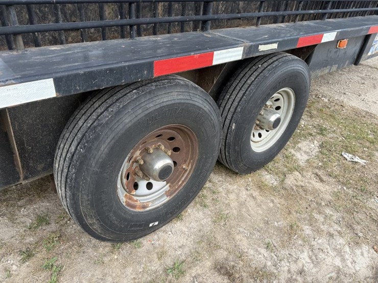 2003-gooseneck-24-ft-image-9