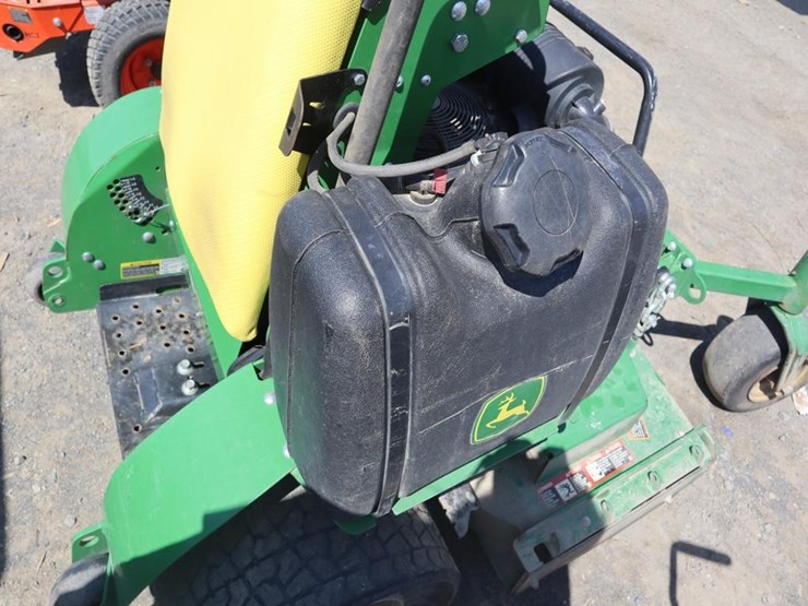 2020-deere-648-image-16