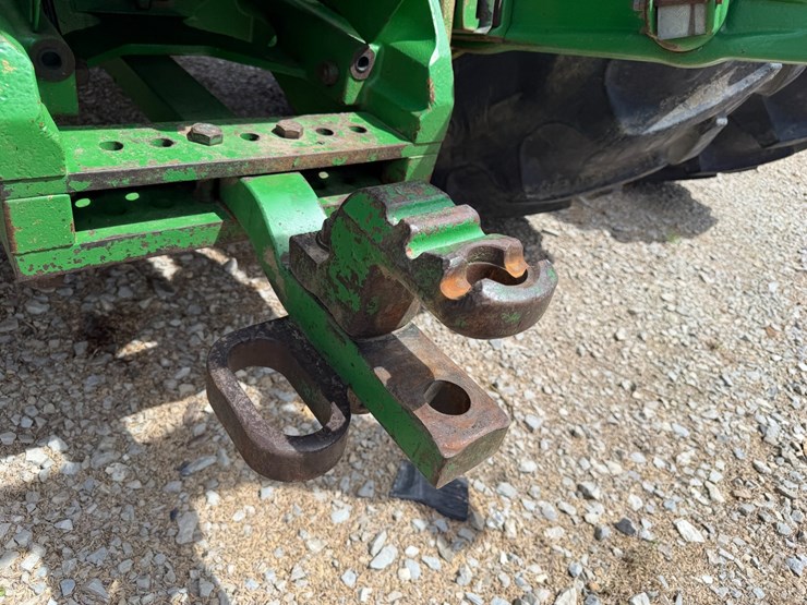 2004-john-deere-8230-image-21