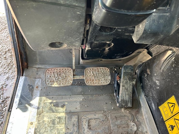 2018-jcb-505-20-image-18