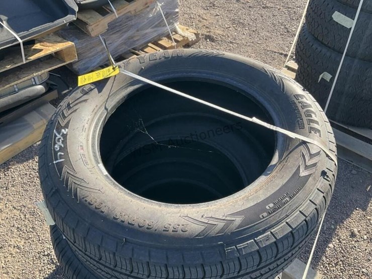 (4)-goodyear-eagle-255/60r18-tires-image-4