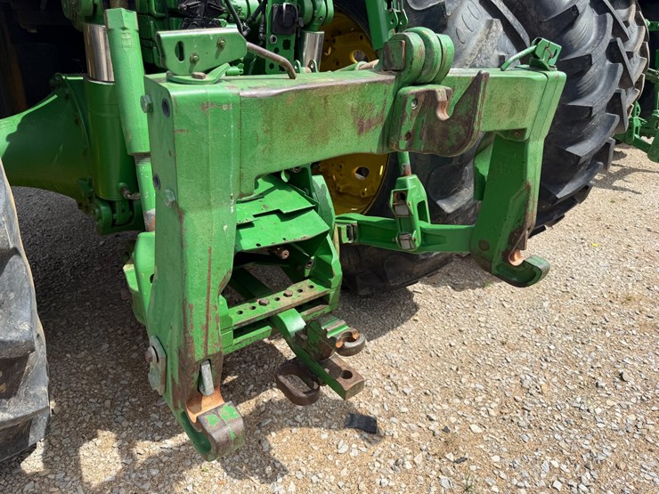 2004-john-deere-8230-image-22