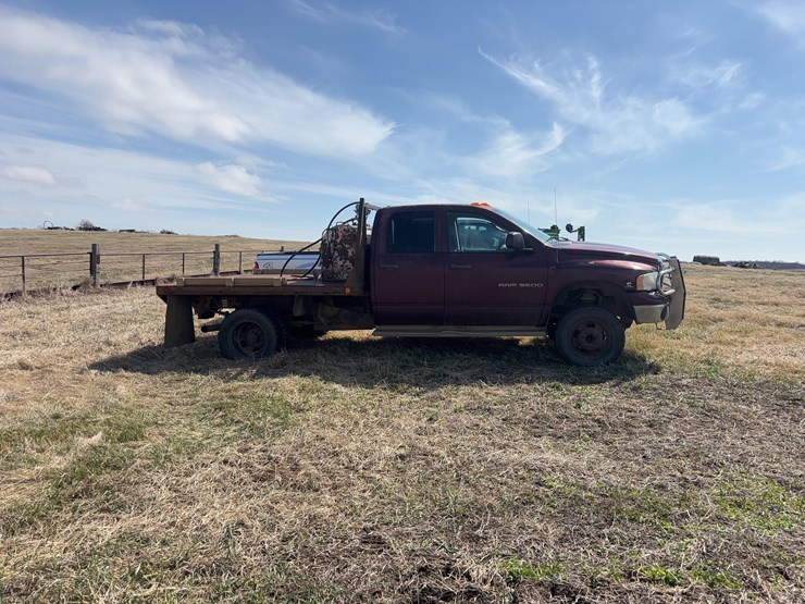 2003-dodge-ram-3500-image-4