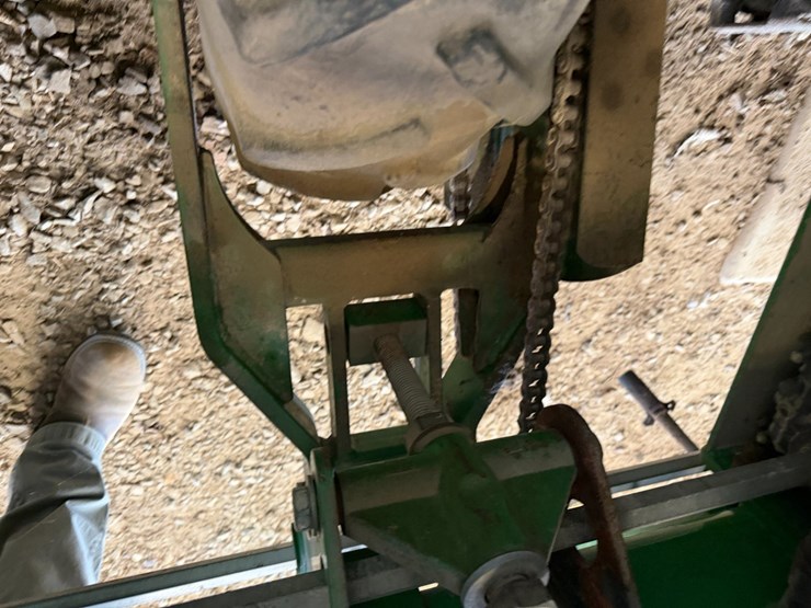john-deere-1720-image-17