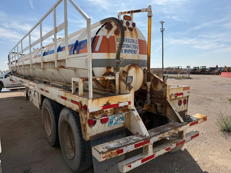 2014-troxell-130bbl-image-5