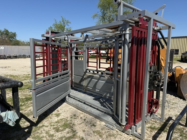 squeeze-chute-image-6