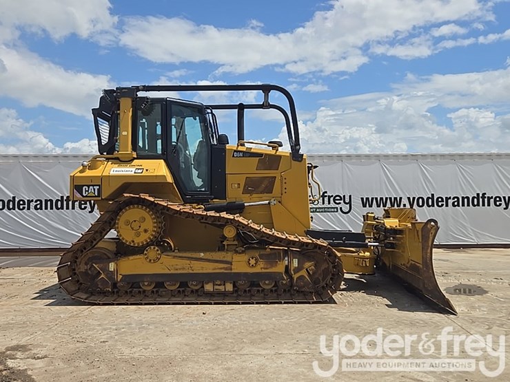 2016-caterpillar-d6n-image-6