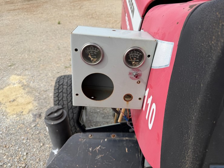 massey-ferguson-2260-image-56