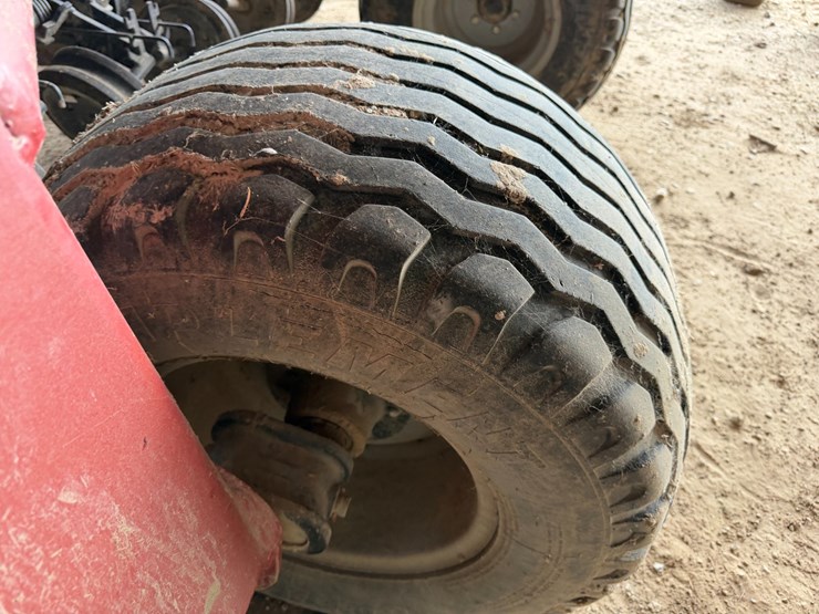 2014-case-ih-36-image-8