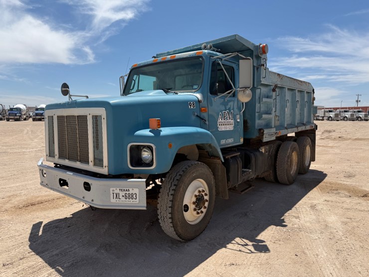 1999-international-2674-image-1