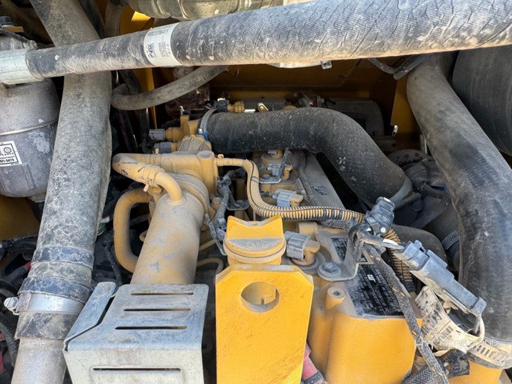 2018-caterpillar-259d-two-speed-compact-track-loader---needs-new-engine-image-29