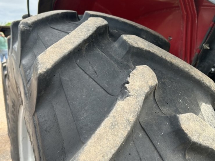 2020-massey-ferguson-5711-image-8