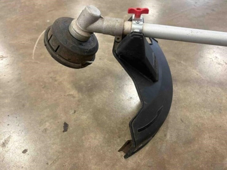 hyper-tough-staright-shaft-trimmer-image-3