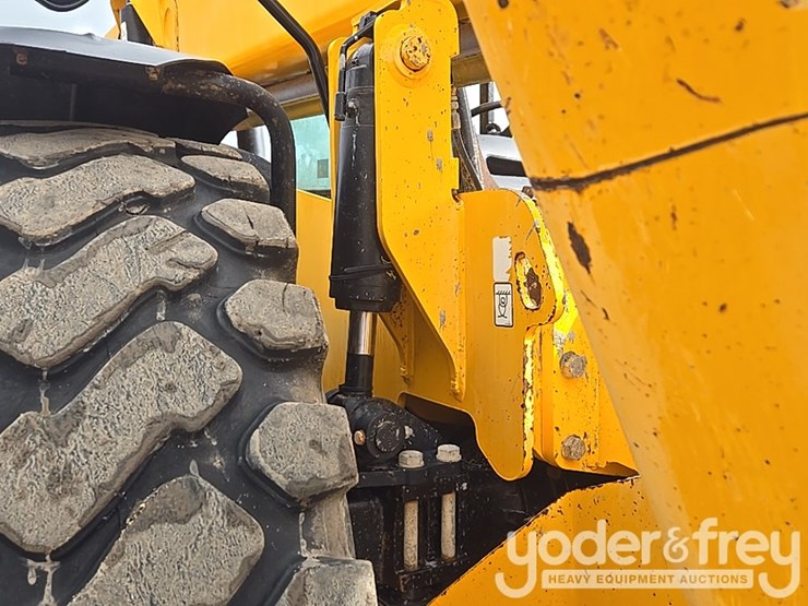 2017-jcb-510-56-image-32