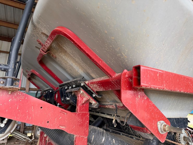 2014-case-ih-36-image-83