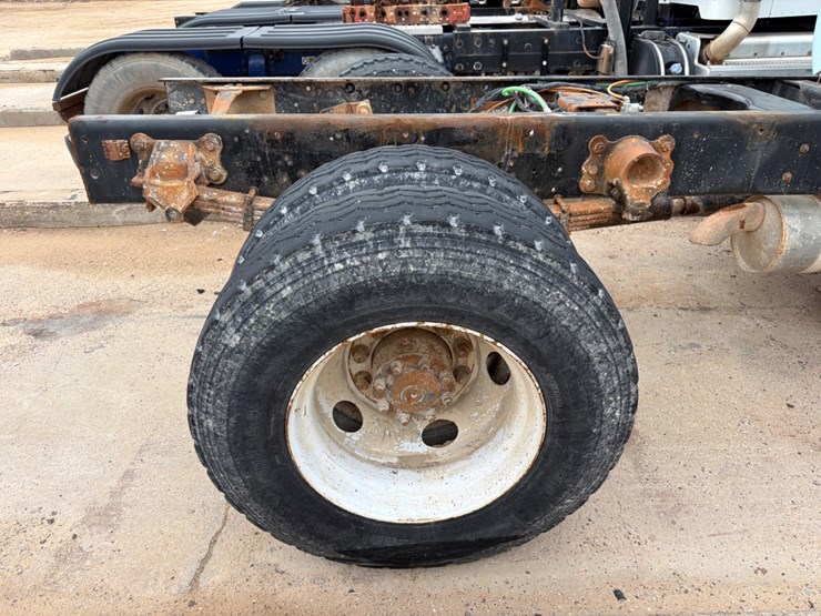 2003-ford-f750-image-4