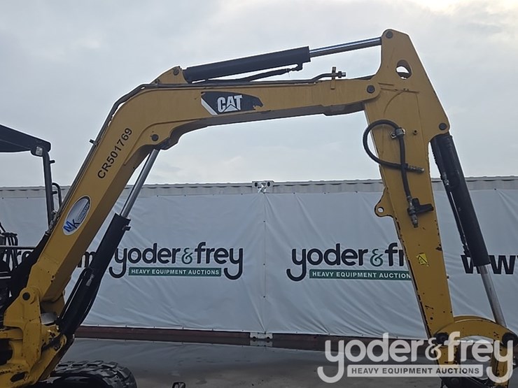 2016-caterpillar-305e2-cr-image-37