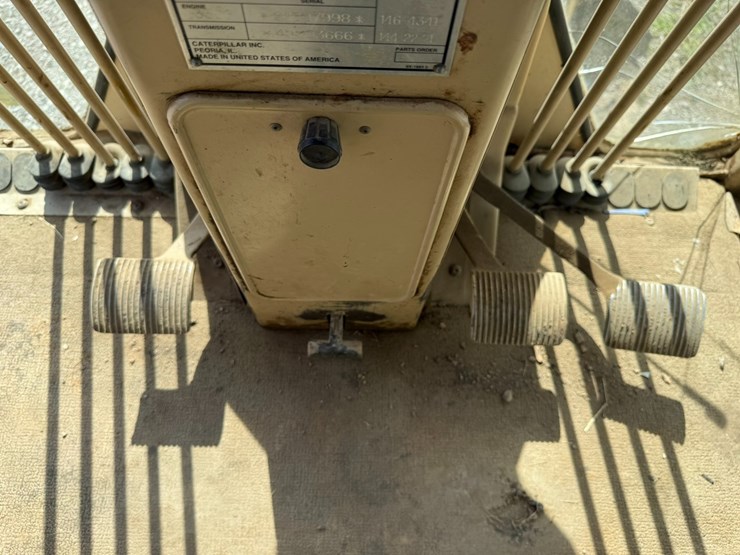 caterpillar-12h-image-103