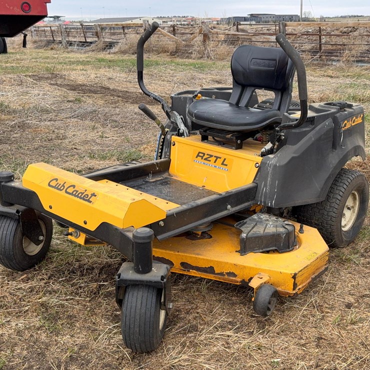 Cub Cadet RZTL Zero Turn Mower