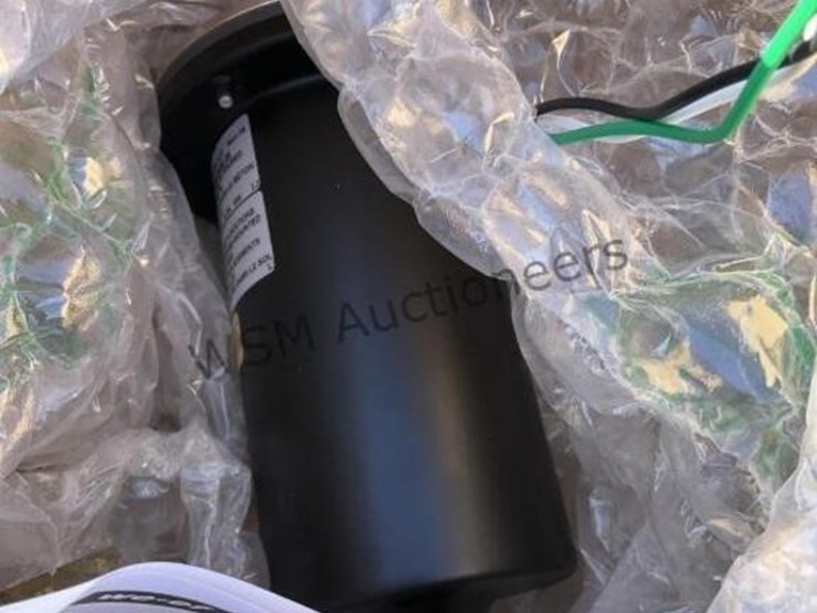 pallet-of-asst-electrical-lighting-image-7