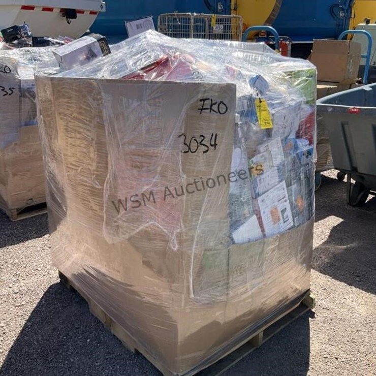 LARGE BOX OF ASST HOUSEHOLD ITEMS