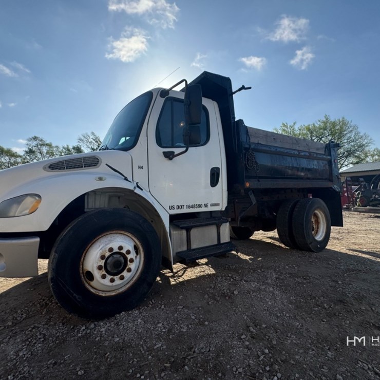 2007 FREIGHTLINER M2 106