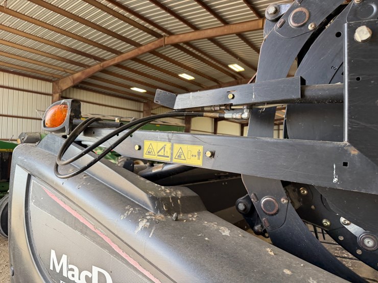 2013-mac-don-fd75-image-53