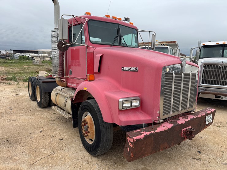 2000-kenworth-t800-image-5