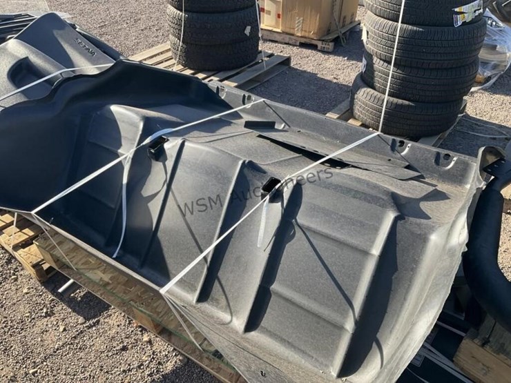 (4)-pallets-of-misc-automotive-seats,-toolboxes-&-image-6