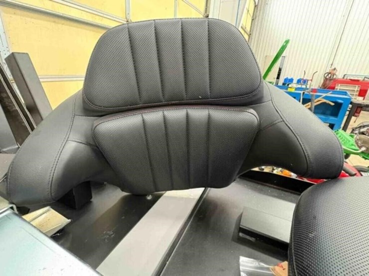 harley-davidson-heated-seat-image-4