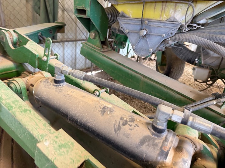 john-deere-1720-image-101
