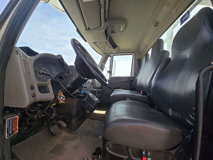 2011-international-workstar-7400-image-32