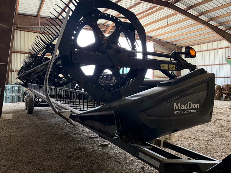 2013-mac-don-fd75-image-3