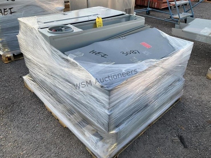 pallet-of-asst-electrical-panels-image-1
