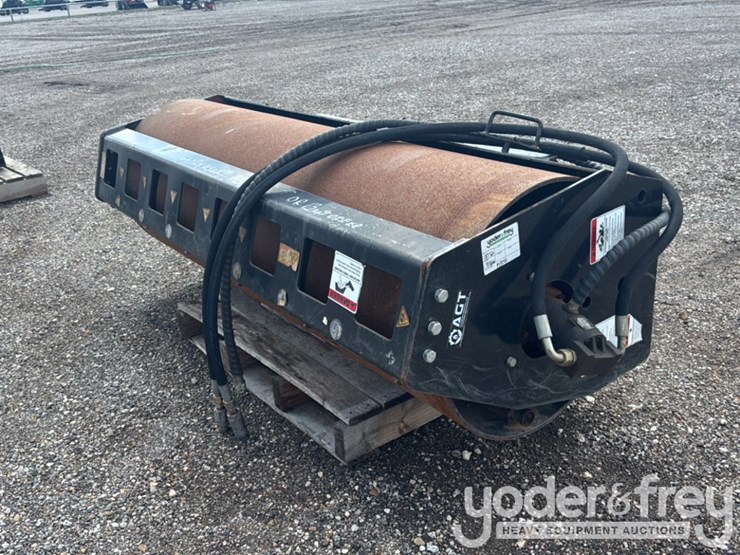 unused-agt-vibratory-roller-to-suit-skidsteer-image-1