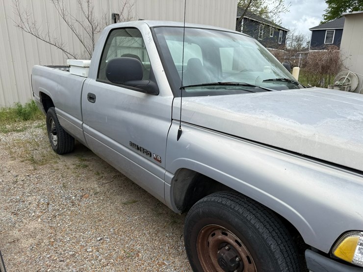 1999-dodge-ram-1500-image-26