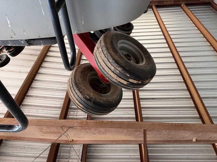 2014-case-ih-36-image-22