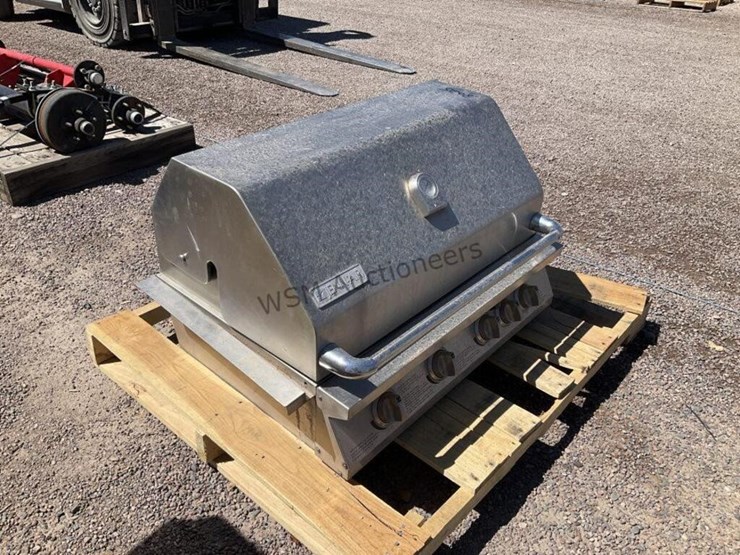 jenn-air-gas-grill-top-image-4