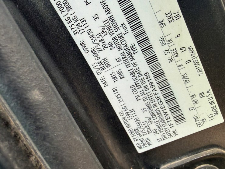 2015-ford-f150-image-14