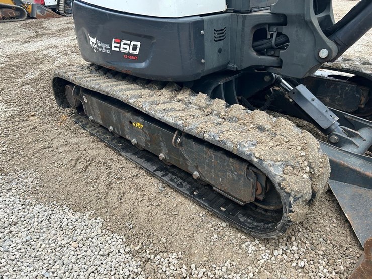 2022-bobcat-e60-image-12