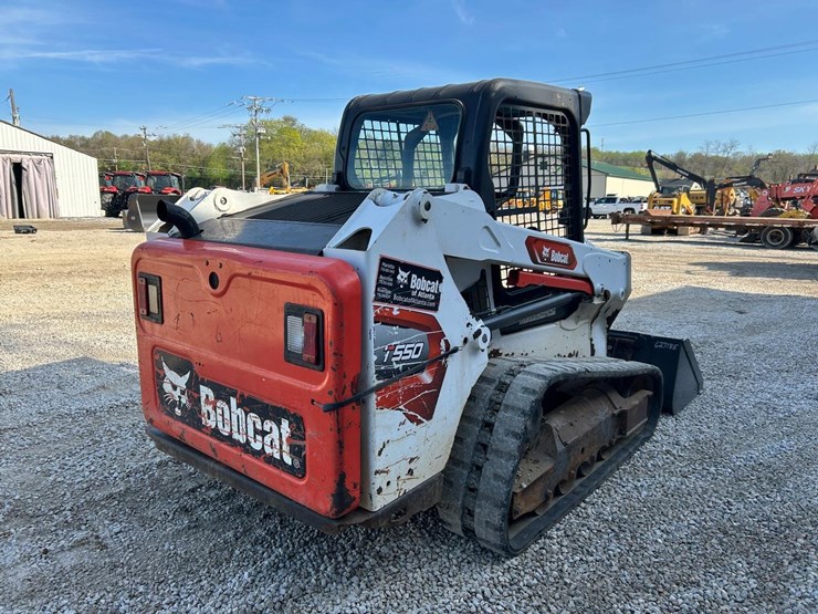 2021-bobcat-t550-image-4