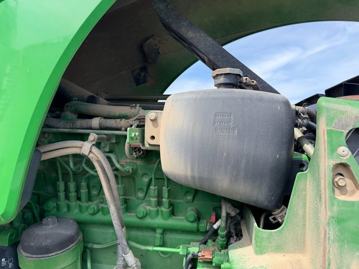2004-john-deere-8230-image-50