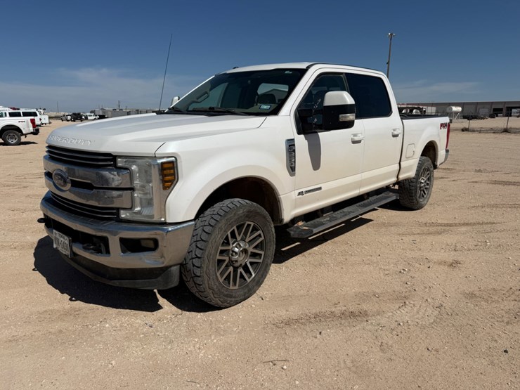 2018-ford-f250-image-1