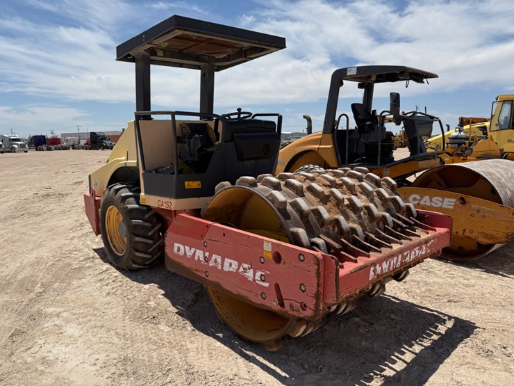 2005-dynapac-ca152pd-image-3