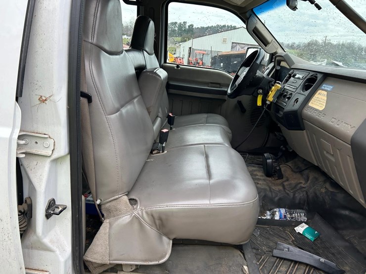 2008-ford-f350-image-12