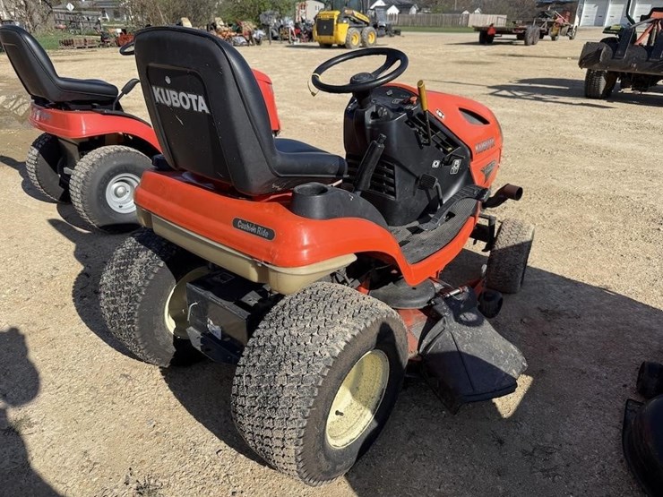 kubota-t2080-image-4