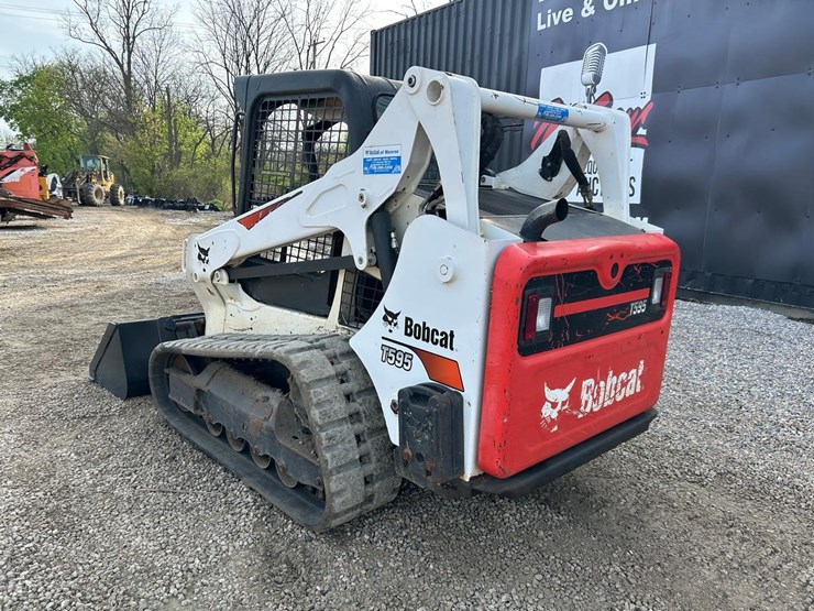 2019-bobcat-t595-image-2