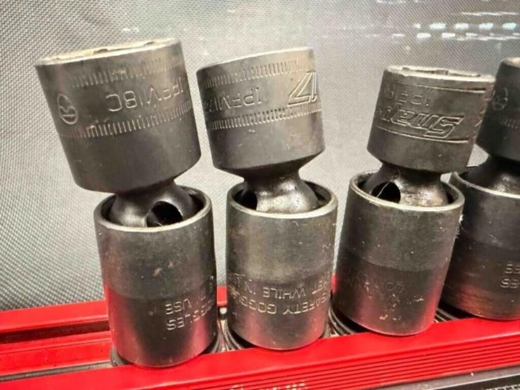 snap-on-swivel-head-impact-sockets-image-3
