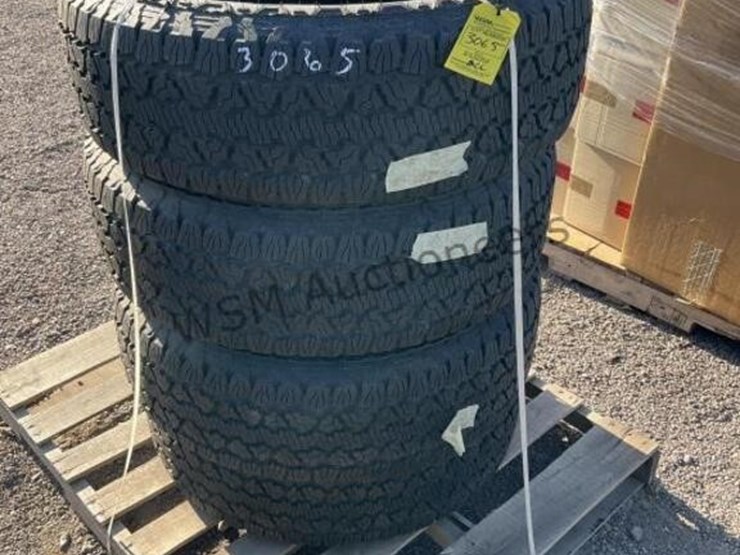 (4)-goodyear-wrangler-265/70r18-tires-image-1